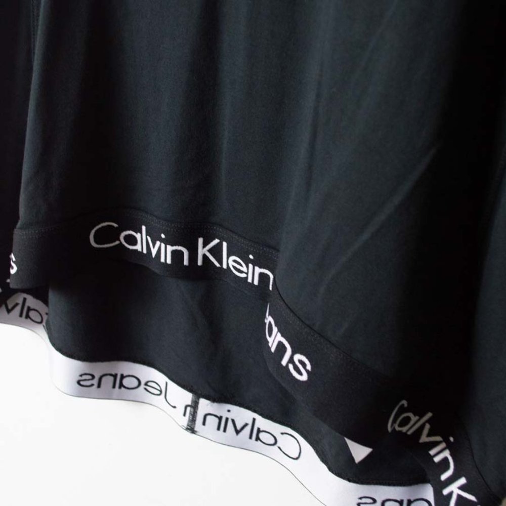 Calvin Klein Black High Low Drawstring Neck Long Sleeve Logo Trim Rayon Top NWOT - Picture 4 of 10
